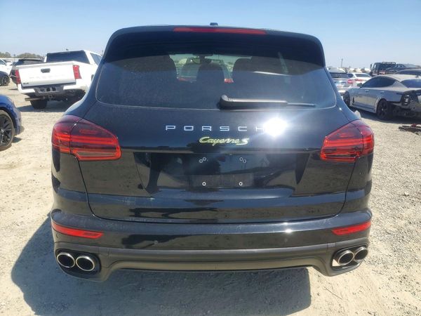 2016 PORSCHE CAYENNE E-Hybrid