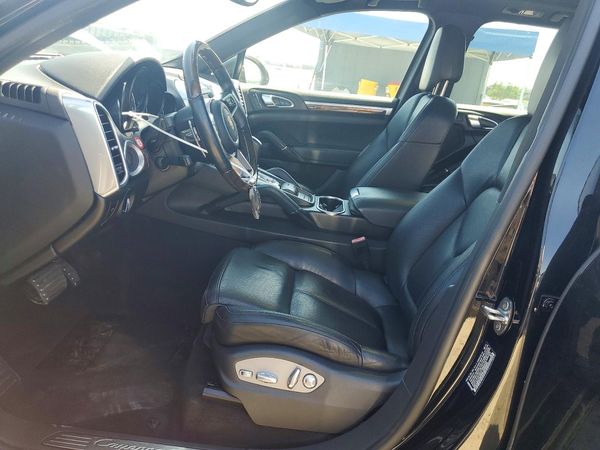 2016 PORSCHE CAYENNE E-Hybrid