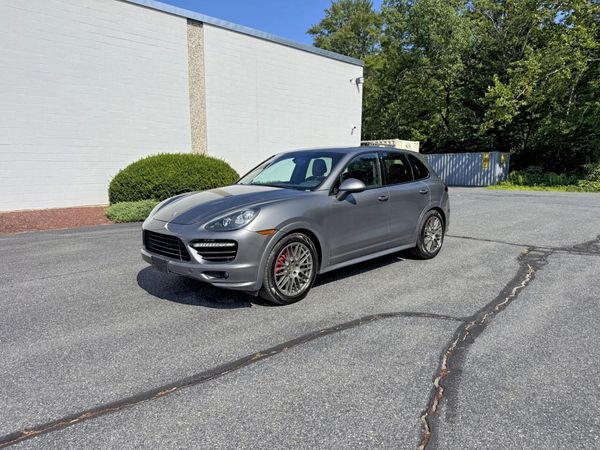 2013 PORSCHE CAYENNE GTS