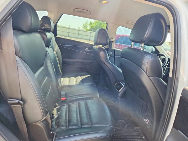 2016 KIA SORENTO