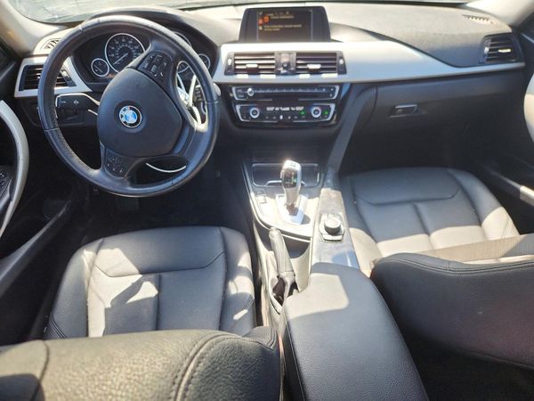 2017 BMW 320 SA