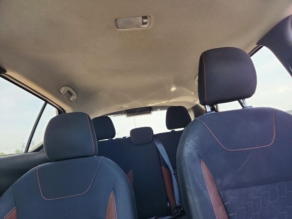 2022 NISSAN KICKS SR