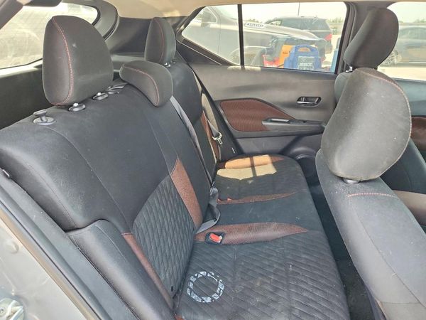 2022 NISSAN KICKS SR