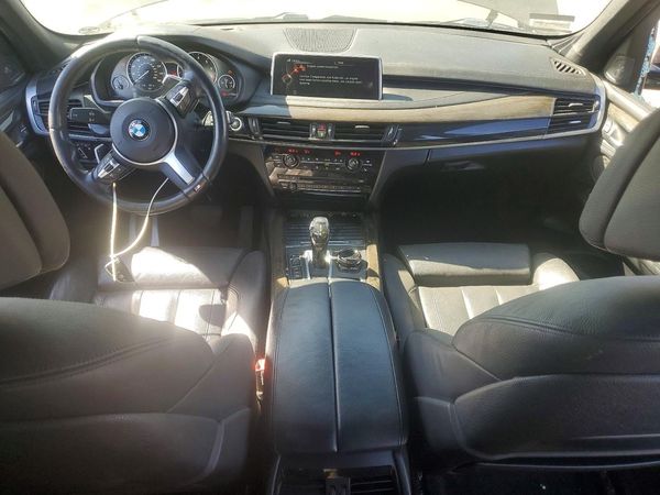 2015 BMW X5 xDrive50i
