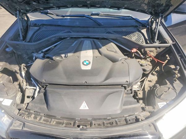 2015 BMW X5 xDrive50i