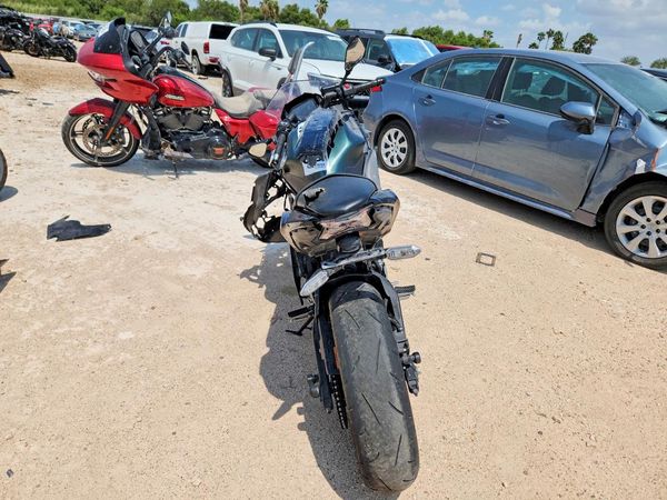 2025 KAWASAKI EX650