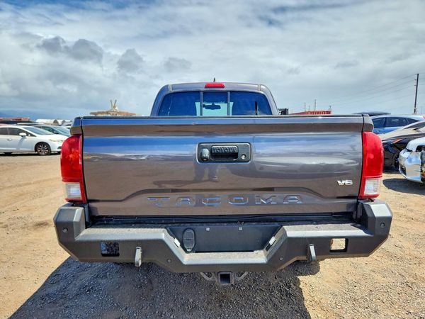 2017 TOYOTA TACOMA