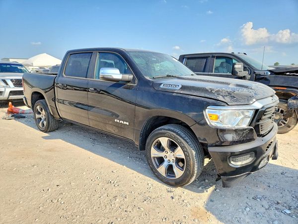 2024 RAM 1500 LARAMIE CREW CAB 4X2