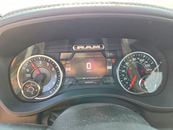 2024 RAM 1500 LARAMIE CREW CAB 4X2