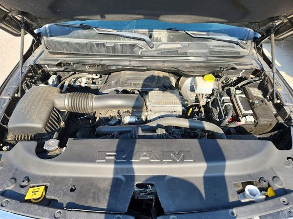 2024 RAM 1500 LARAMIE CREW CAB 4X2