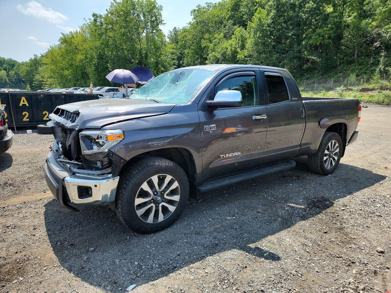 2021 TOYOTA TUNDRA Limited grade