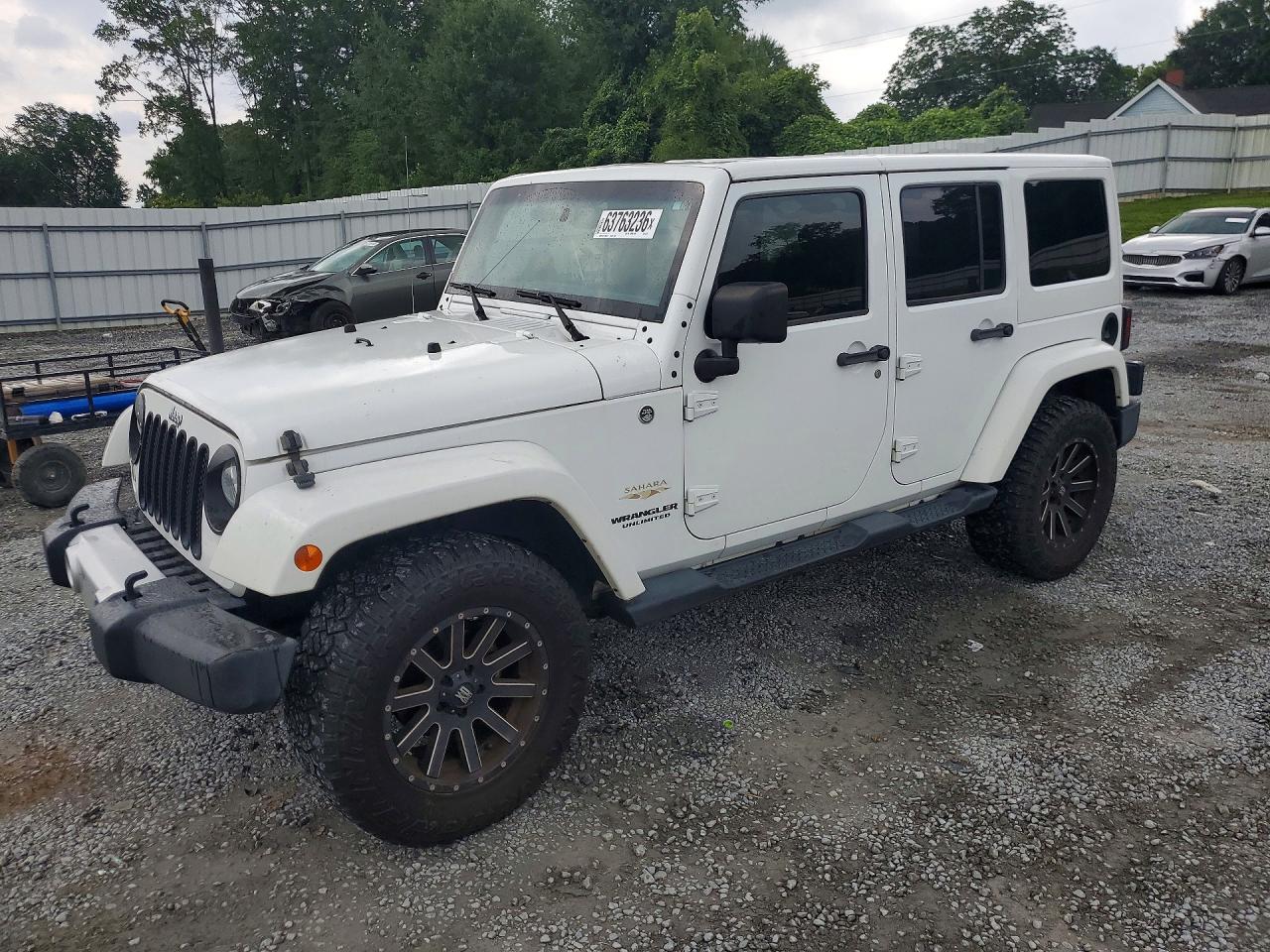 2015 JEEP WRANGLER UNLIMITED SAHARA 4X4
