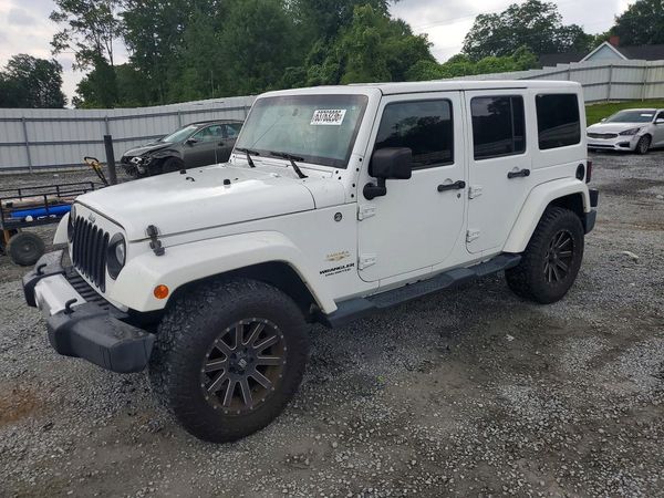 2015 JEEP WRANGLER UNLIMITED SAHARA 4X4
