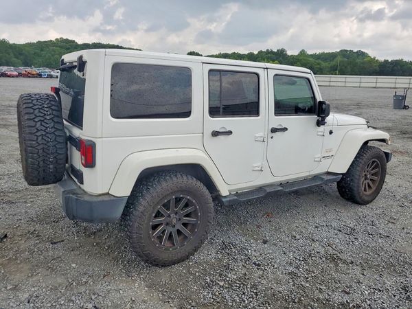 2015 JEEP WRANGLER UNLIMITED SAHARA 4X4