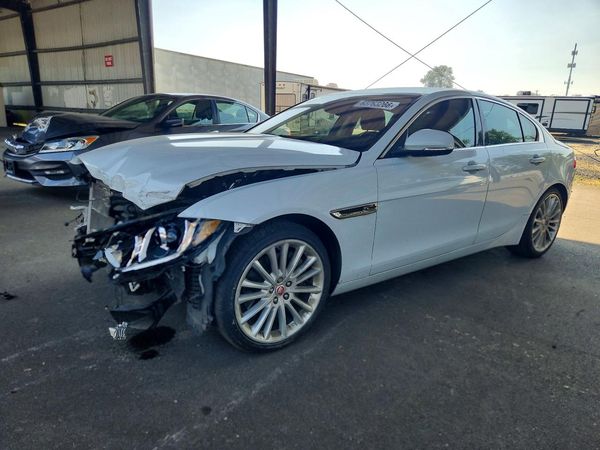 2018 JAGUAR XE Portfolio