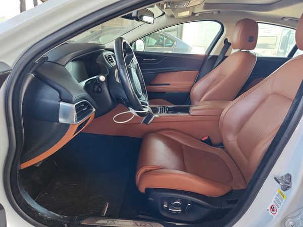 2018 JAGUAR XE Portfolio