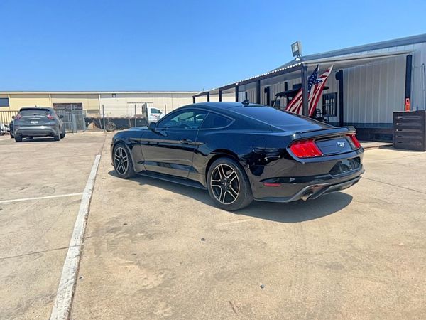 2022 FORD MUSTANG I4 Coupe