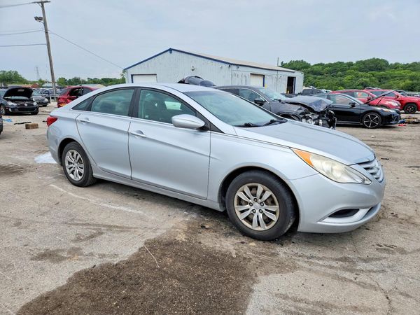 2012 HYUNDAI SONATA Middle-low level