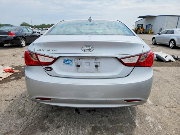 2012 HYUNDAI SONATA Middle-low level