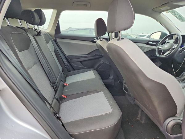 2024 VOLKSWAGEN TAOS 4Motion S