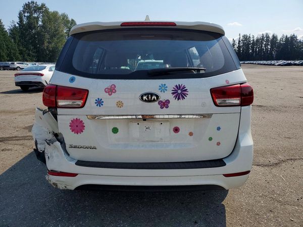 2017 KIA SEDONA