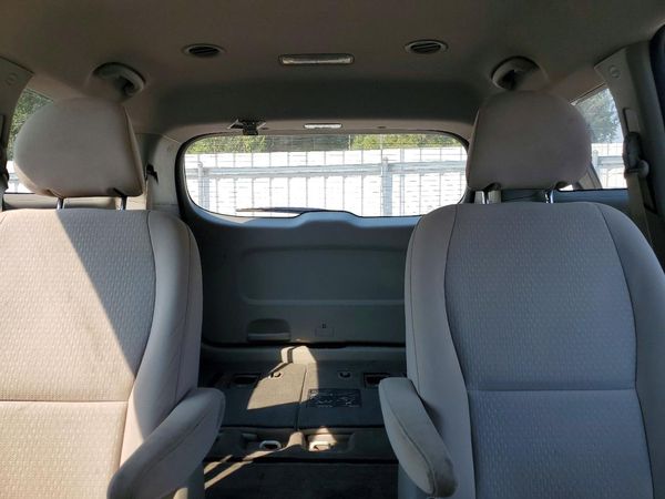 2017 KIA SEDONA