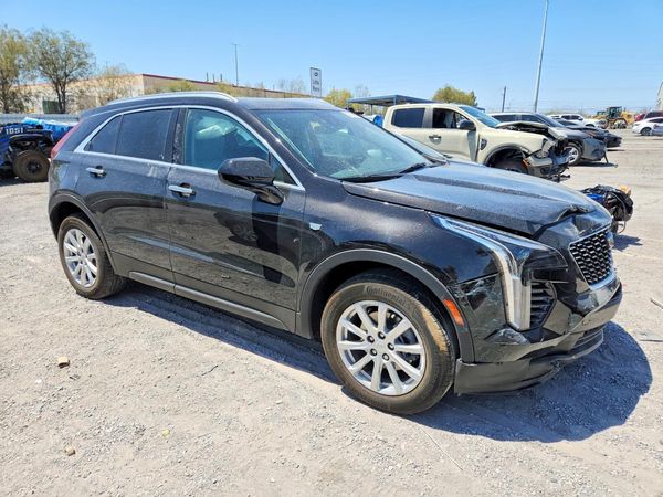 2023 CADILLAC XT4 Luxury