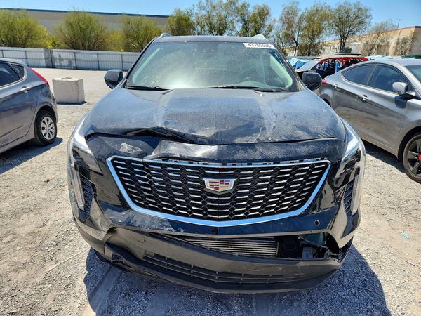 2023 CADILLAC XT4 Luxury