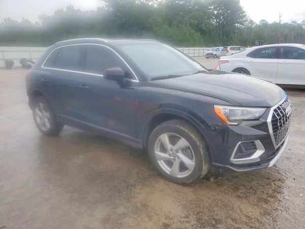 2020 AUDI Q3 quattro Premium