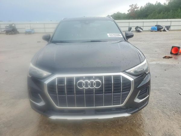 2020 AUDI Q3 quattro Premium