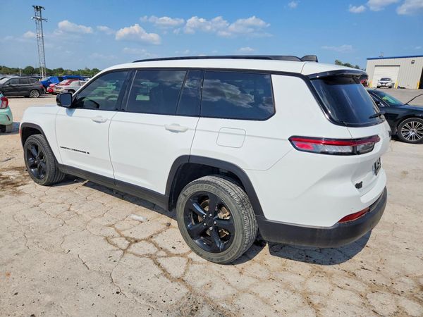2024 JEEP GRAND CHEROKEE Laredo