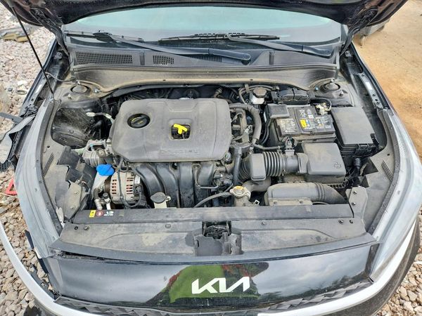2022 KIA FORTE FE, LXS
