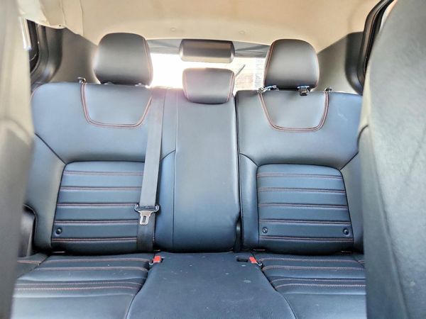 2019 NISSAN KICKS