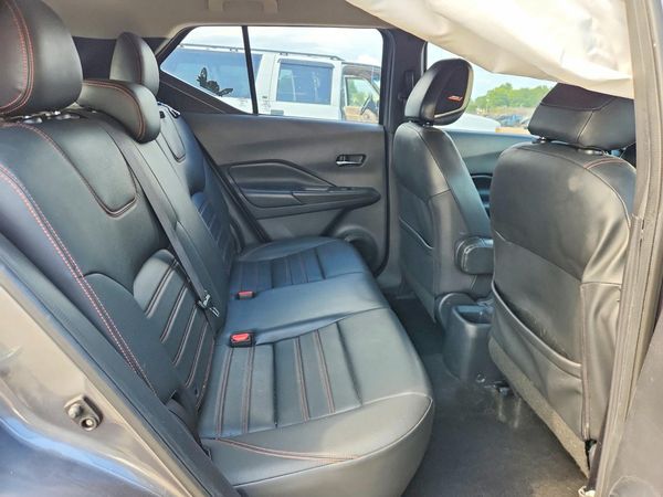 2019 NISSAN KICKS