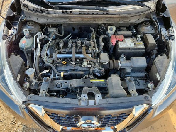 2019 NISSAN KICKS