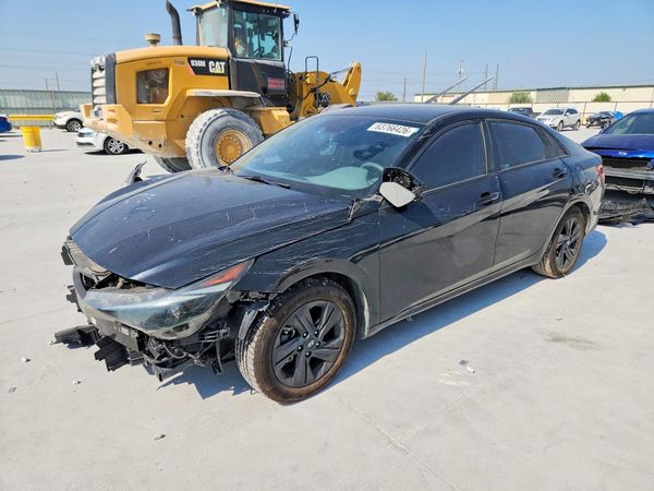 2023 HYUNDAI ELANTRA