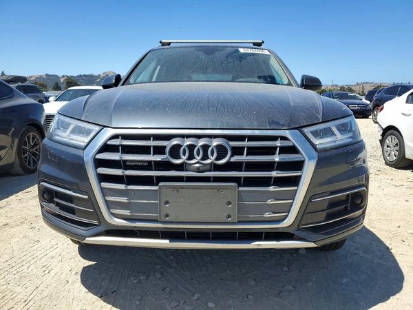 2018 AUDI Q5 quattro Prestige