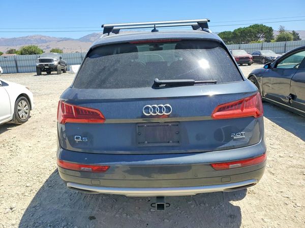 2018 AUDI Q5 quattro Prestige