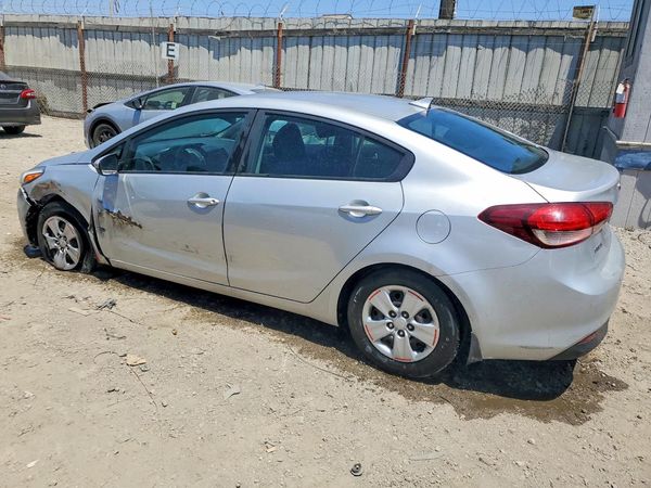 2018 KIA FORTE LX Base