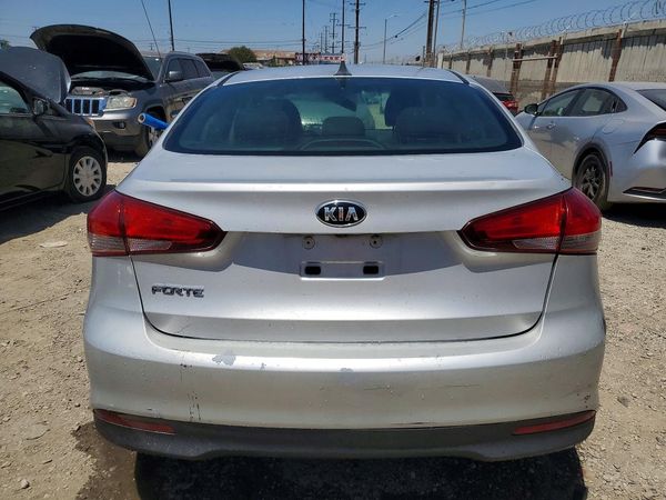 2018 KIA FORTE LX Base
