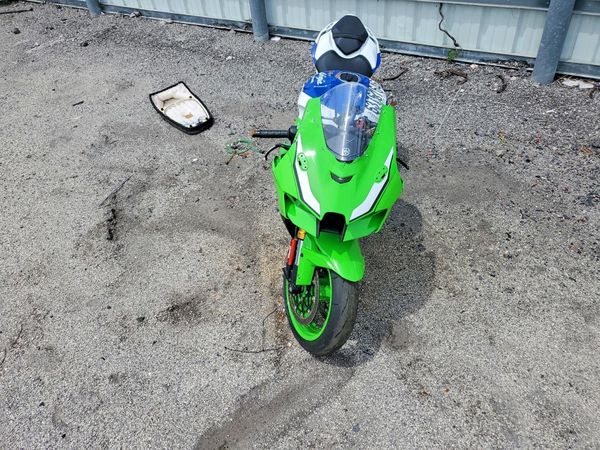 2024 KAWASAKI ZX1002