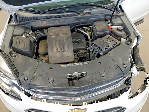 2017 CHEVROLET EQUINOX Premier — Engine bay