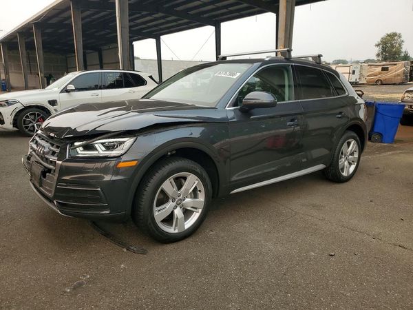 2019 AUDI Q5 quattro Premium Plus