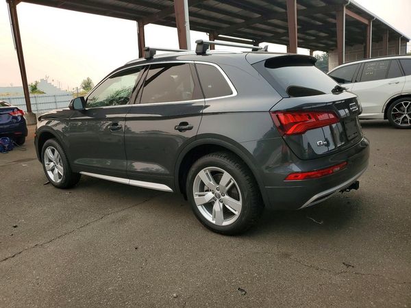 2019 AUDI Q5 quattro Premium Plus