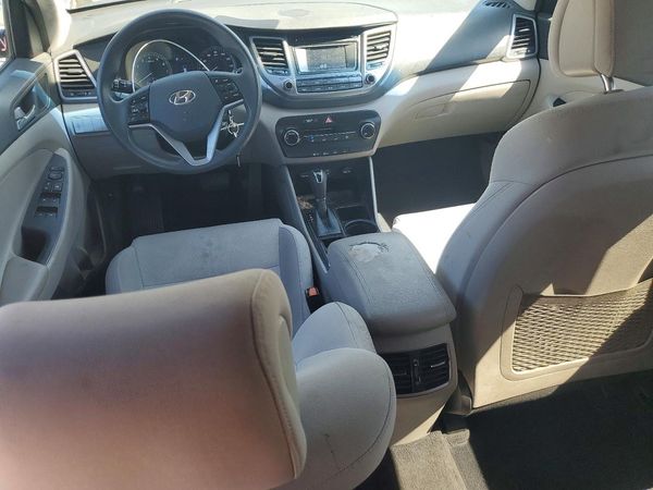 2017 HYUNDAI TUCSON