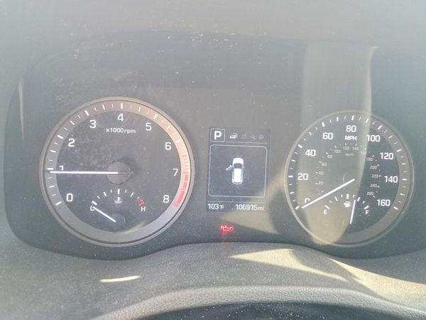 2017 HYUNDAI TUCSON