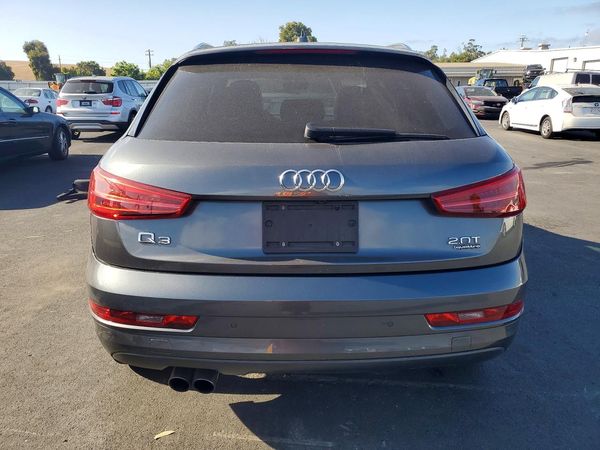 2018 AUDI Q3