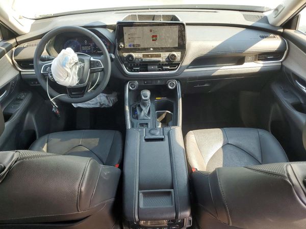 2024 TOYOTA GRAND HIGHLANDER