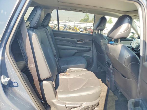2024 TOYOTA GRAND HIGHLANDER