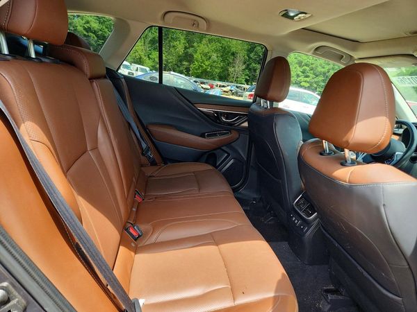 2022 SUBARU OUTBACK